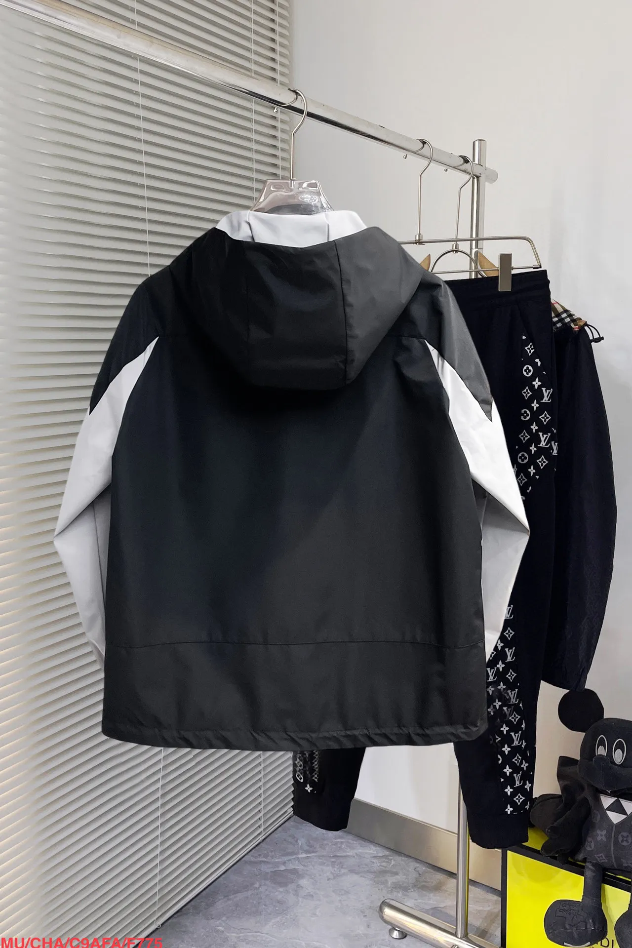 Same Style， ， 2026 New Arrival ，Original Premium Breathable ， ， ， Quality。 ， Sizes：M～3XL，